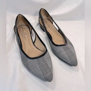 Abella True Comfort “Rylan” Black & white Plaid Flats